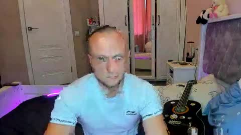 Snapshot of lion_and_kitty chatting on 03.24.26 Daisy and Ratibor online show from 03.24.26