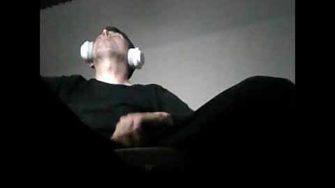 Snapshot of liongr69 chatting on 03.03.25 liongr69 online show from 03.03.25