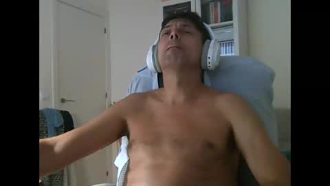 Snapshot of liongr69 chatting on 09.11.25 liongr69 online show from 09.11.25