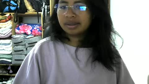 liora online show from 06.25.26
