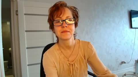 Liora Weiss online show from 05.01.26