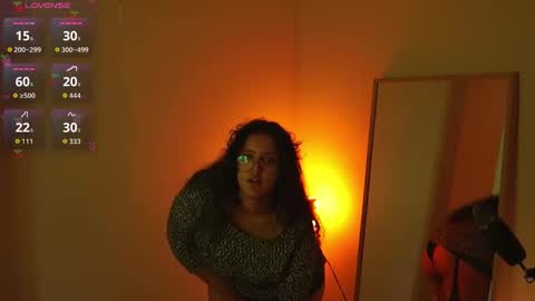 Snapshot of lirabosa chatting on 09.14.25 Lira online show from 09.14.25