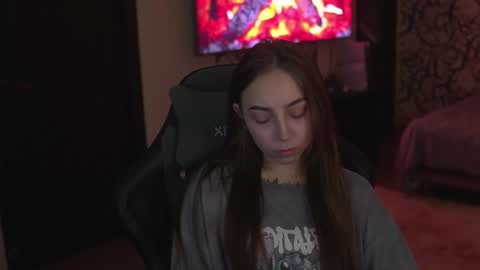 Snapshot of lis_silver chatting on 09.21.25 Lisa online show from 09.21.25