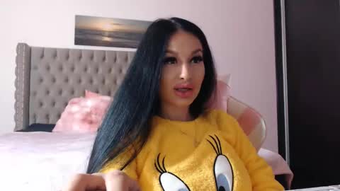 Lisa online show from 11.18.25