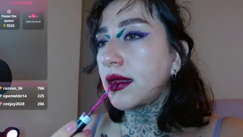 Snapshot of lisa_avila_ chatting on 02.06.25 Lisa online show from 02.06.25