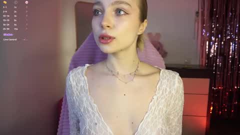 Snapshot of lisa_babymetal chatting on 03.04.25 Lisa online show from 03.04.25