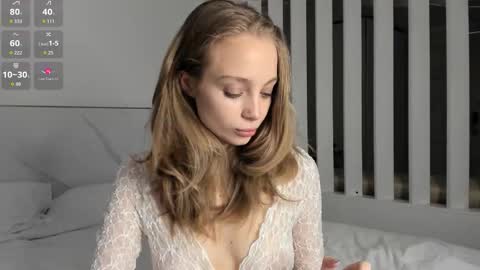 Snapshot of lisa_babymetal chatting on 11.17.25 Lisa online show from 11.17.25