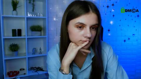 Lisa online show from 06.04.26