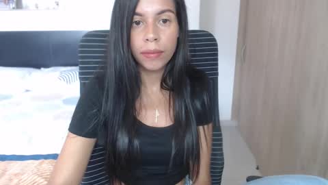 Snapshot of lisa_g07 chatting on 01.08.25 Lisa Santos online show from 01.08.25