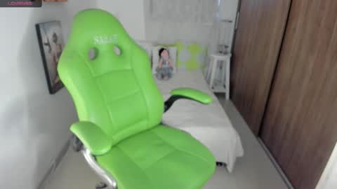 Lisa  online show from 02.15.26