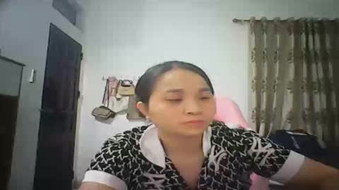Snapshot of lisa_hanw chatting on 04.26.26 lisa_hanw online show from 04.26.26