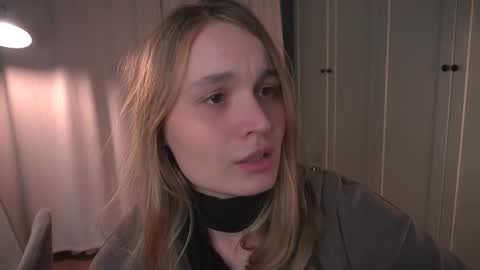 Elisabeth or Lisa online show from 01.13.26