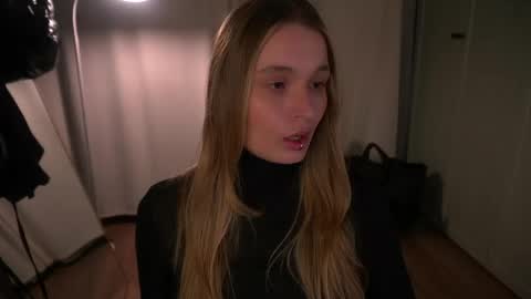 Elisabeth or Lisa online show from 05.03.26