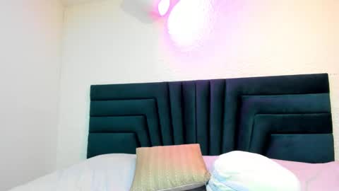 Snapshot of lisa_white_ chatting on 01.11.25 lisa white online show from 01.11.25