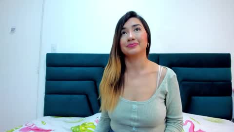 Snapshot of lisa_white_ chatting on 03.06.25 lisa white online show from 03.06.25