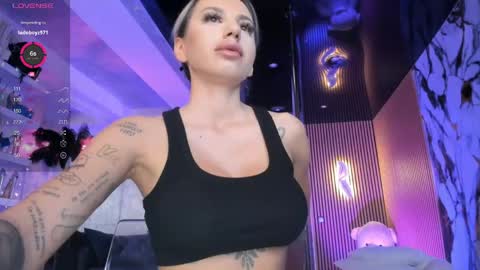 Snapshot of lisaakira chatting on 04.23.26 onlyfans-lisaakira instagram-lisaakira9 twitter-lisaakira4 online show from 04.23.26
