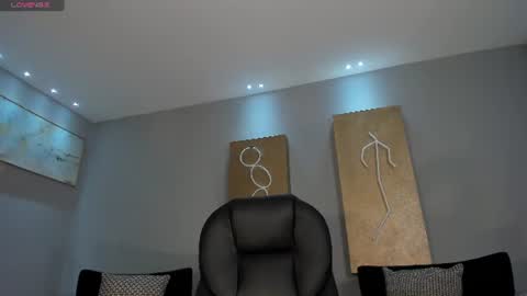 Snapshot of lisaflowersx chatting on 07.02.26 Lisa Flowers online show from 07.02.26