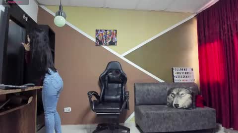 Lisa Gray Independent Model online show from 07.01.26