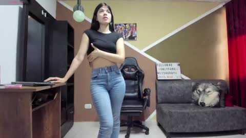Lisa Gray Independent Model online show from 07.22.26