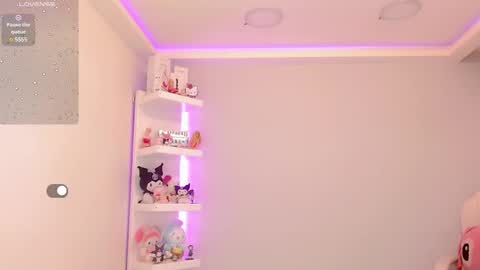 Snapshot of lisahadidd chatting on 02.12.25 lisahadidd online show from 02.12.25