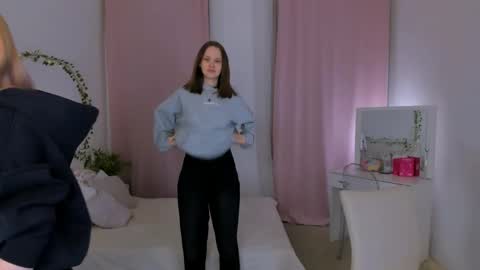 Lisa blonde  Alisa brunette online show from 04.12.26