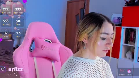 Snapshot of lisamayson chatting on 12.02.24 LISA online show from 12.02.24