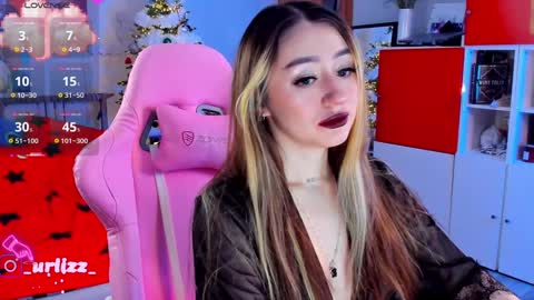 Snapshot of lisamayson chatting on 01.16.25 LISA online show from 01.16.25