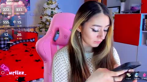 Snapshot of lisamayson chatting on 01.18.25 LISA online show from 01.18.25