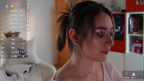 Snapshot of lisamayson chatting on 09.20.25 LISA online show from 09.20.25