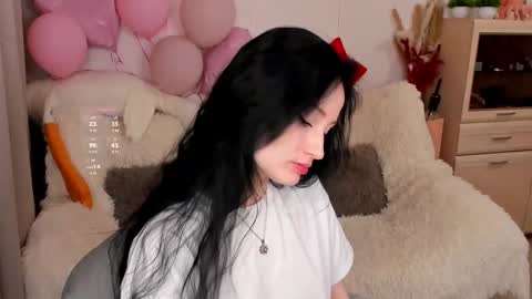 Snapshot of lisamooore chatting on 02.21.26 Lisa Moore online show from 02.21.26