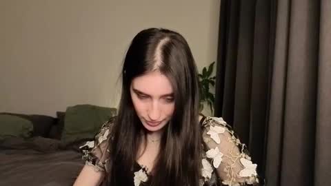 Snapshot of lisawoo chatting on 11.20.25 Lisa online show from 11.20.25