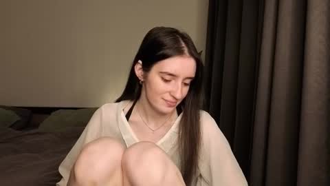 Snapshot of lisawoo chatting on 11.21.25 Lisa online show from 11.21.25