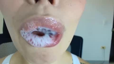 Lisbet online show from 11.28.25