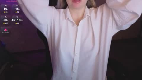Anna online show from 04.30.26