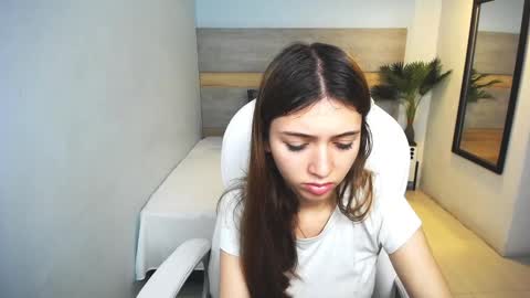 Snapshot of liseth_fox chatting on 12.16.24 Liseth Fox online show from 12.16.24