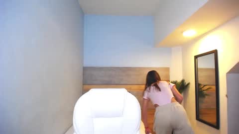 Snapshot of liseth_fox chatting on 12.21.24 Liseth Fox online show from 12.21.24