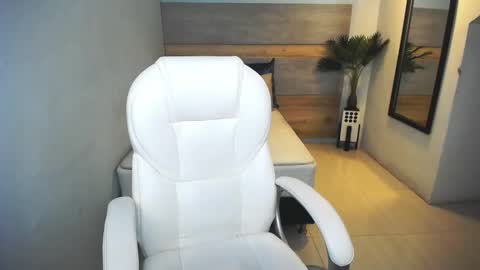 Snapshot of liseth_fox chatting on 12.26.24 Liseth Fox online show from 12.26.24