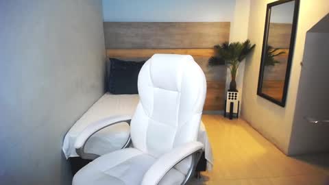 Snapshot of liseth_fox chatting on 12.27.24 Liseth Fox online show from 12.27.24