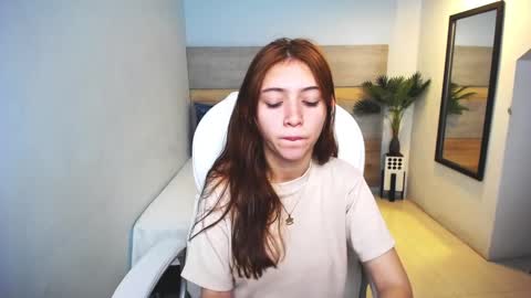 Snapshot of liseth_fox chatting on 01.11.25 Liseth Fox online show from 01.11.25