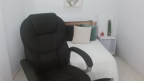 Snapshot of liseth_fox chatting on 01.31.25 Liseth Fox online show from 01.31.25