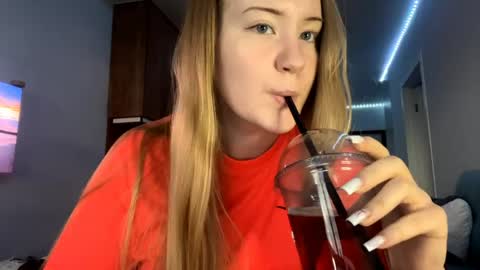 Aurora online show from 05.26.26