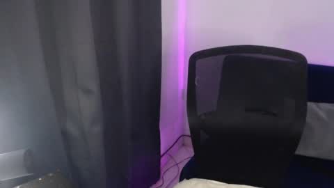 Snapshot of liss_petty chatting on 02.27.25  Liss  online show from 02.27.25