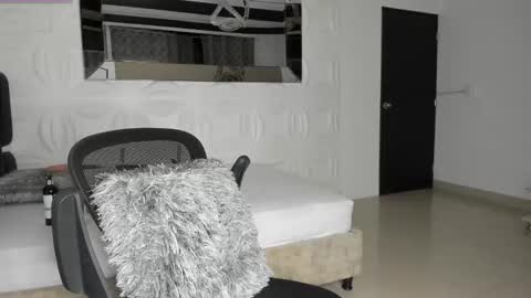 Snapshot of lissa_brown_ chatting on 11.13.25 Lissa online show from 11.13.25