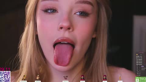 your Liza again. Next stream Dec. 1  at 2 or 3  GMT online show from 11.29.25