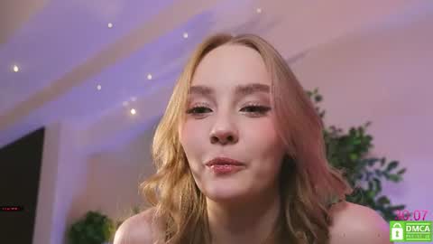 your Liza again. Next stream Dec. 1  at 2 or 3  GMT online show from 07.30.26