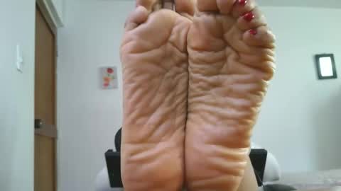 Lissafeethot online show from 11.30.25