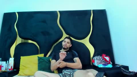 LISSA JHONS online show from 12.19.25