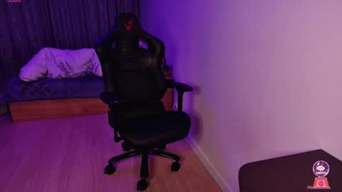 Lissa online show from 02.25.25