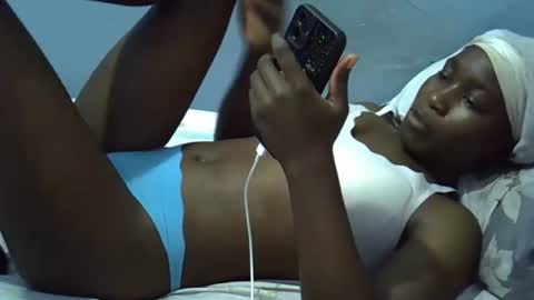 Snapshot of lisssa01 chatting on 03.10.26 lisssa01 online show from 03.10.26