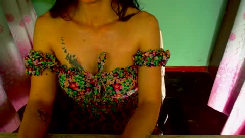 Snapshot of lisstaylor chatting on 12.23.24 Liss online show from 12.23.24